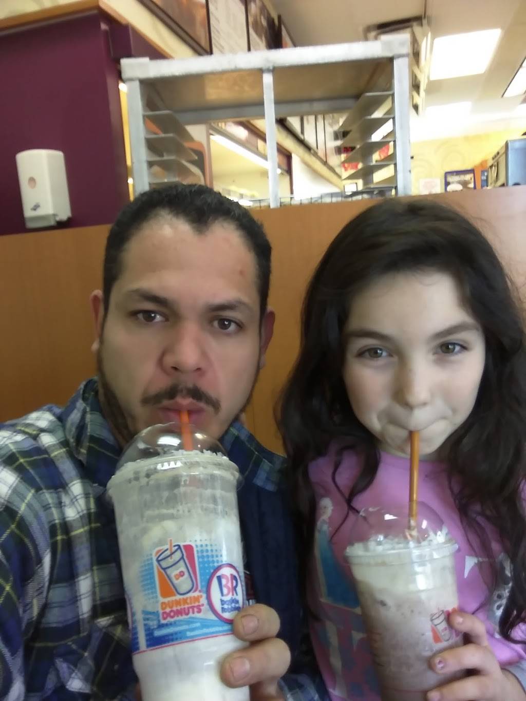 Dunkin Donuts | cafe | 6100 S Western Ave, Chicago, IL 60636, USA | 7737763421 OR +1 773-776-3421