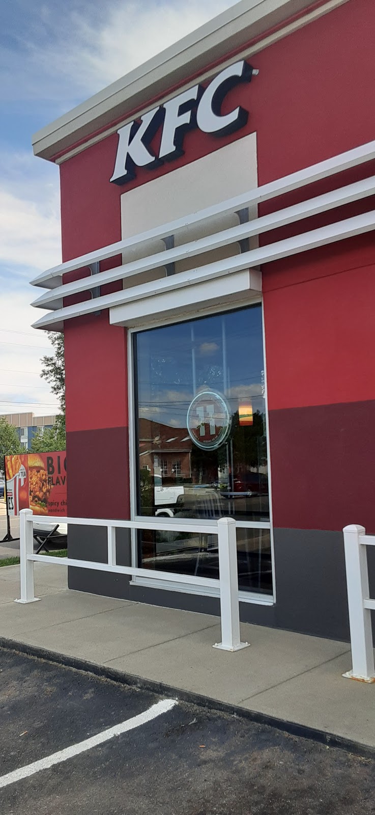 KFC | restaurant | 1510 S Ross St, Amarillo, TX 79102, USA | 8063738847 OR +1 806-373-8847