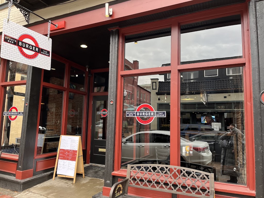 Burger Underground | restaurant | 142 N Main St, St Charles, MO 63301, USA | 6366860142 OR +1 636-686-0142
