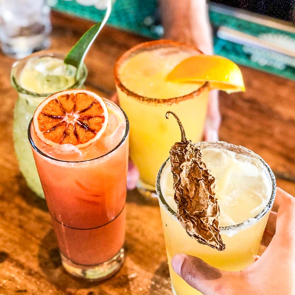 solita Tacos & Margaritas | restaurant | 1 Pine Ave, Long Beach, CA 90802, USA | 5623576033 OR +1 562-357-6033