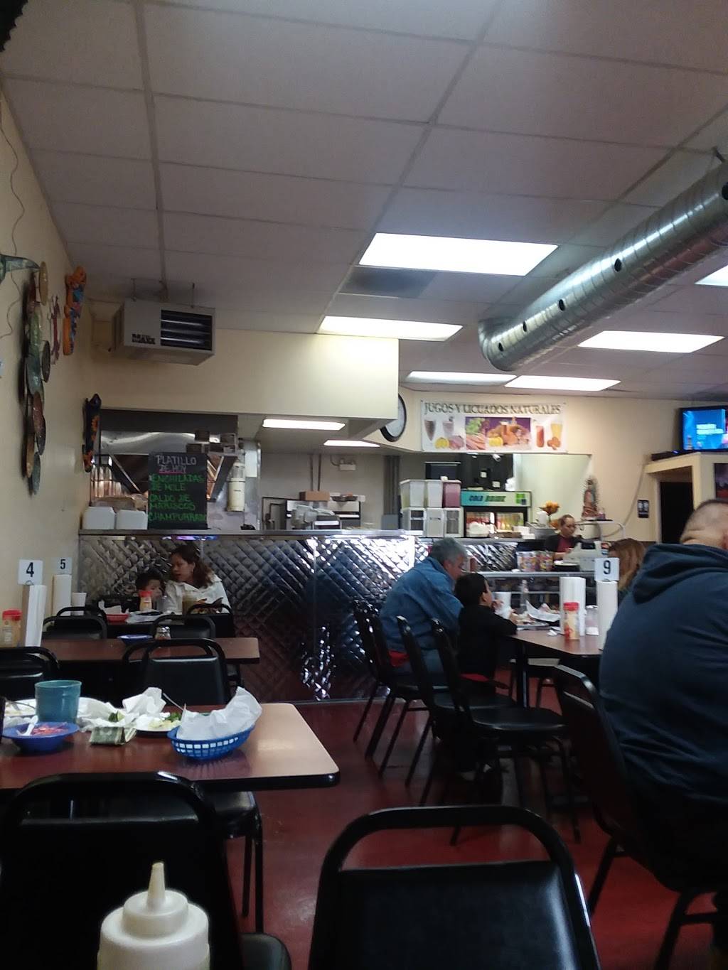 Taquería Los Taquitos | restaurant | 14863 Dixie Hwy, Harvey, IL 60426, USA | 7083391886 OR +1 708-339-1886