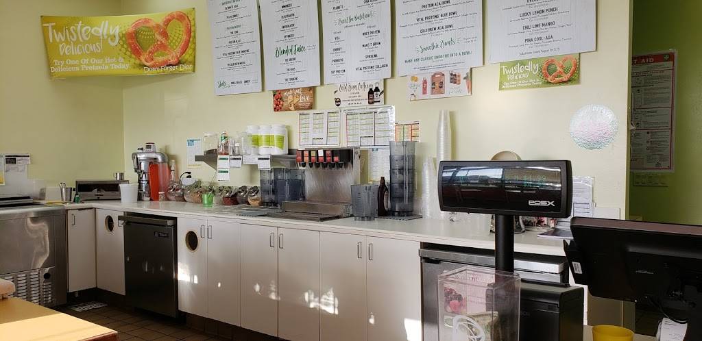 Juice It Up! | restaurant | 9111 Atlanta Ave, Huntington Beach, CA 92646, USA | 7145939353 OR +1 714-593-9353