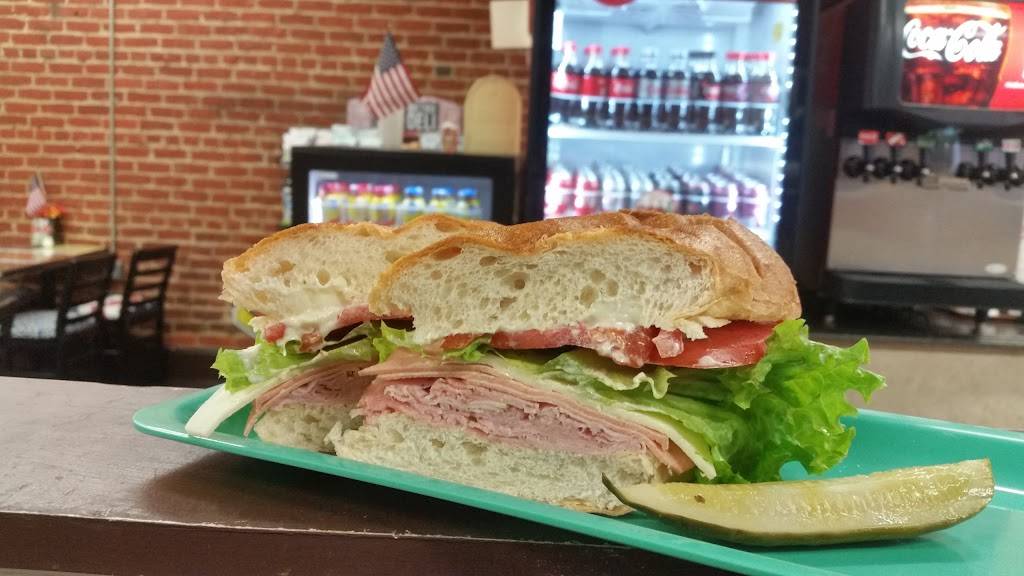 R.T. Smiths Fine Delicatessen | restaurant | 10 Campbell Ave SE, Roanoke, VA 24011, USA | 5403144072 OR +1 540-314-4072