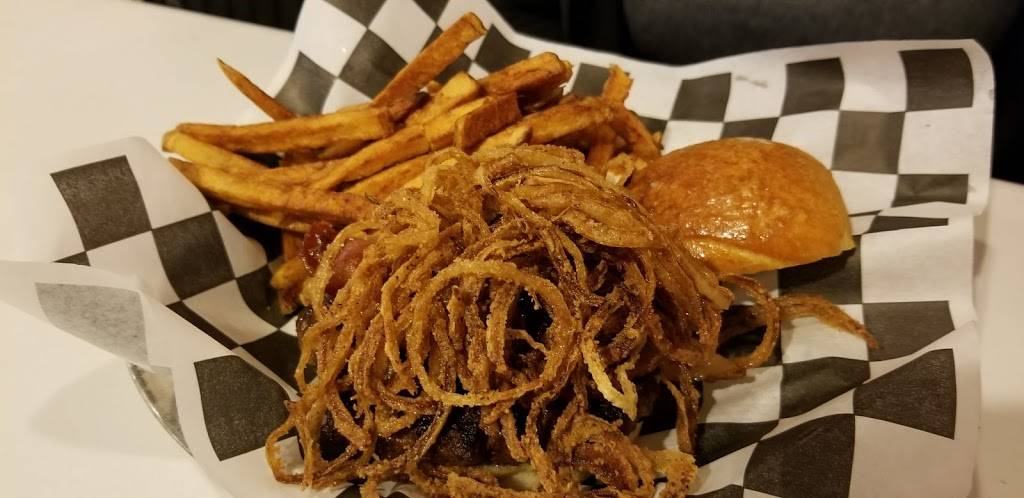 Eats & Sweets | restaurant | 305 Pylesville Rd, Pylesville, MD 21132, USA | 4434240800 OR +1 443-424-0800