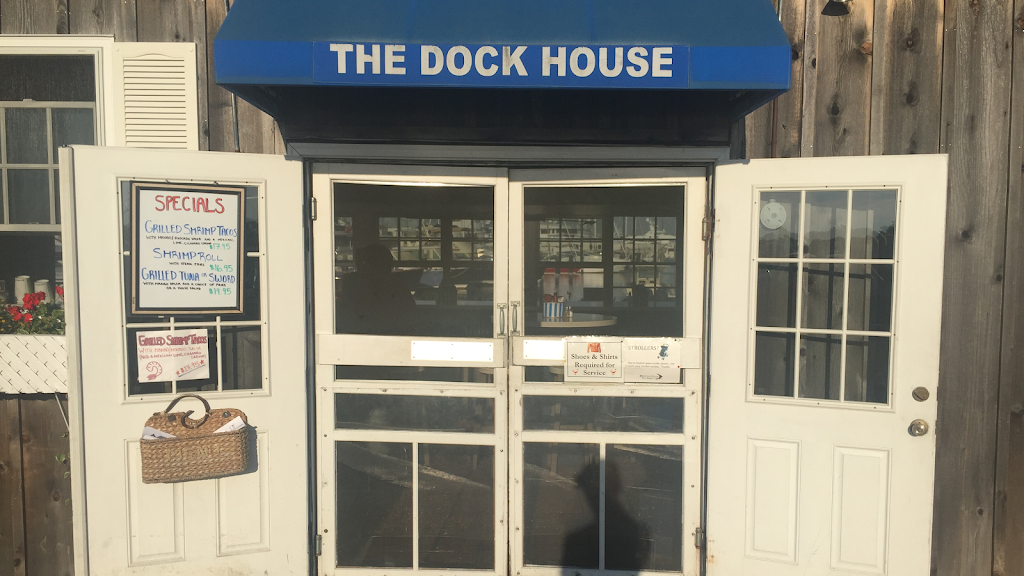 The Dock House | restaurant | 1 Long Wharf, Sag Harbor, NY 11963, USA | 6317257555 OR +1 631-725-7555