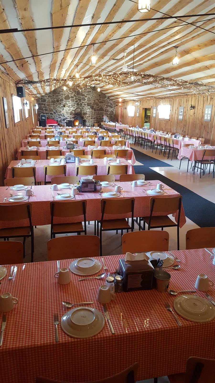 Cabane à sucre du Coteau | restaurant | 2200 Chemin du Coteau - des - Hêtres S, Saint-André-dArgenteuil, QC J0V 1X0, Canada | 4505373768 OR +1 450-537-3768