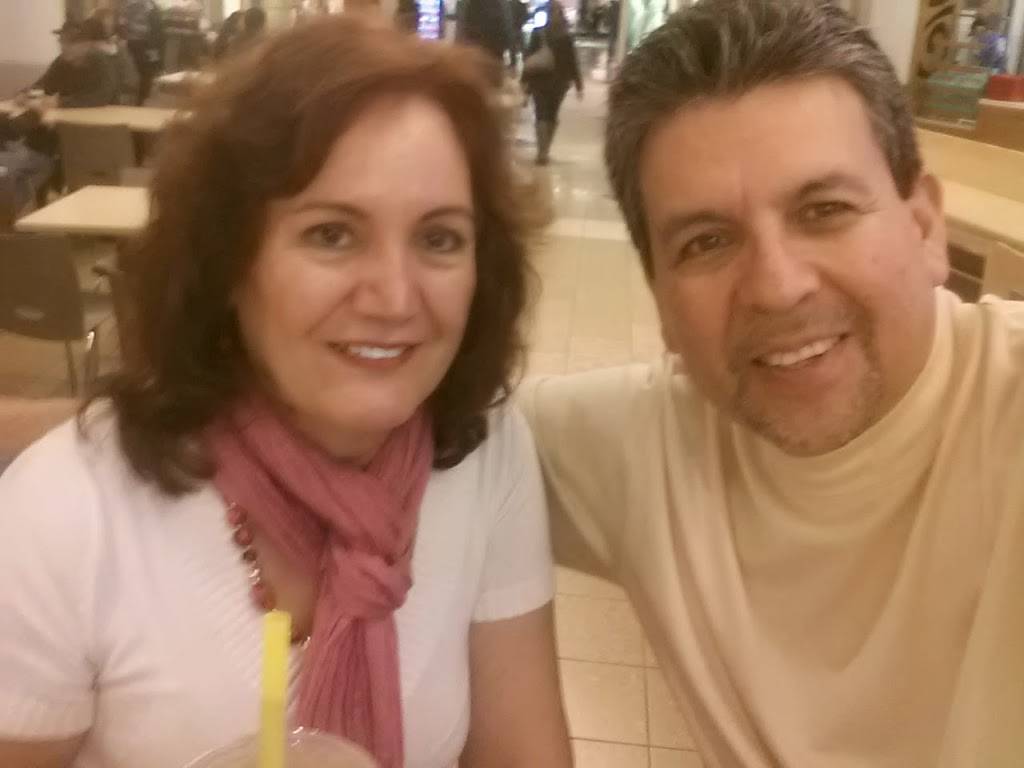 Panda | restaurant | 24201 Valencia Blvd #122, Valencia, CA 91355, USA | 6612540379 OR +1 661-254-0379