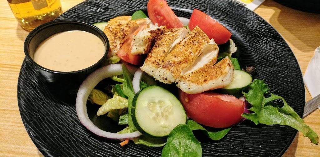 Buffalo Wild Wings | restaurant | 625 US 1 South, Iselin, NJ 08830, USA | 7322185385 OR +1 732-218-5385