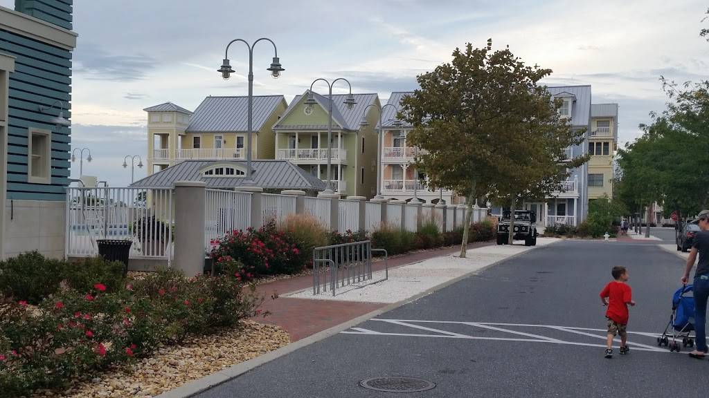 The Landing at Sunset Island | restaurant | 1 Beach Side Dr, Ocean City, MD 21842, USA | 4436645489 OR +1 443-664-5489