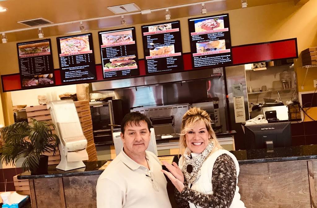 Gregorios Pizza Supreme | restaurant | 1284 Main St, Brockton, MA 02301, USA | 5088572767 OR +1 508-857-2767