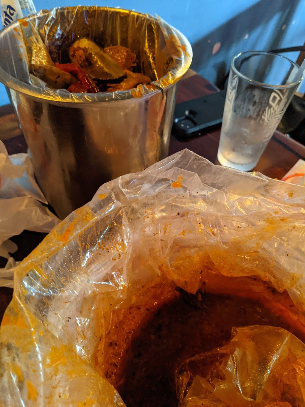 DB Seafood Boil | restaurant | 483 Grand St, Brooklyn, NY 11211, USA | 7183880772 OR +1 718-388-0772