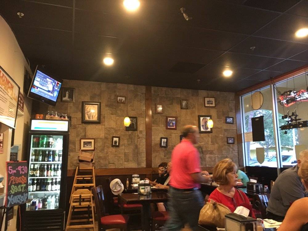 Giannas Pizza Center | restaurant | 6975 W Broward Blvd, Plantation, FL 33317, USA | 9545836009 OR +1 954-583-6009