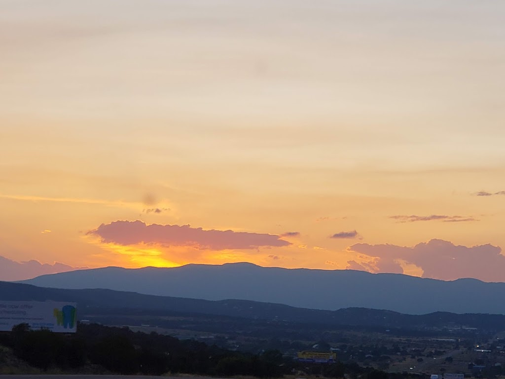 Country Pride | restaurant | 1700 U.S. Rt. 66, Moriarty, NM 87035, USA | 5058324421 OR +1 505-832-4421