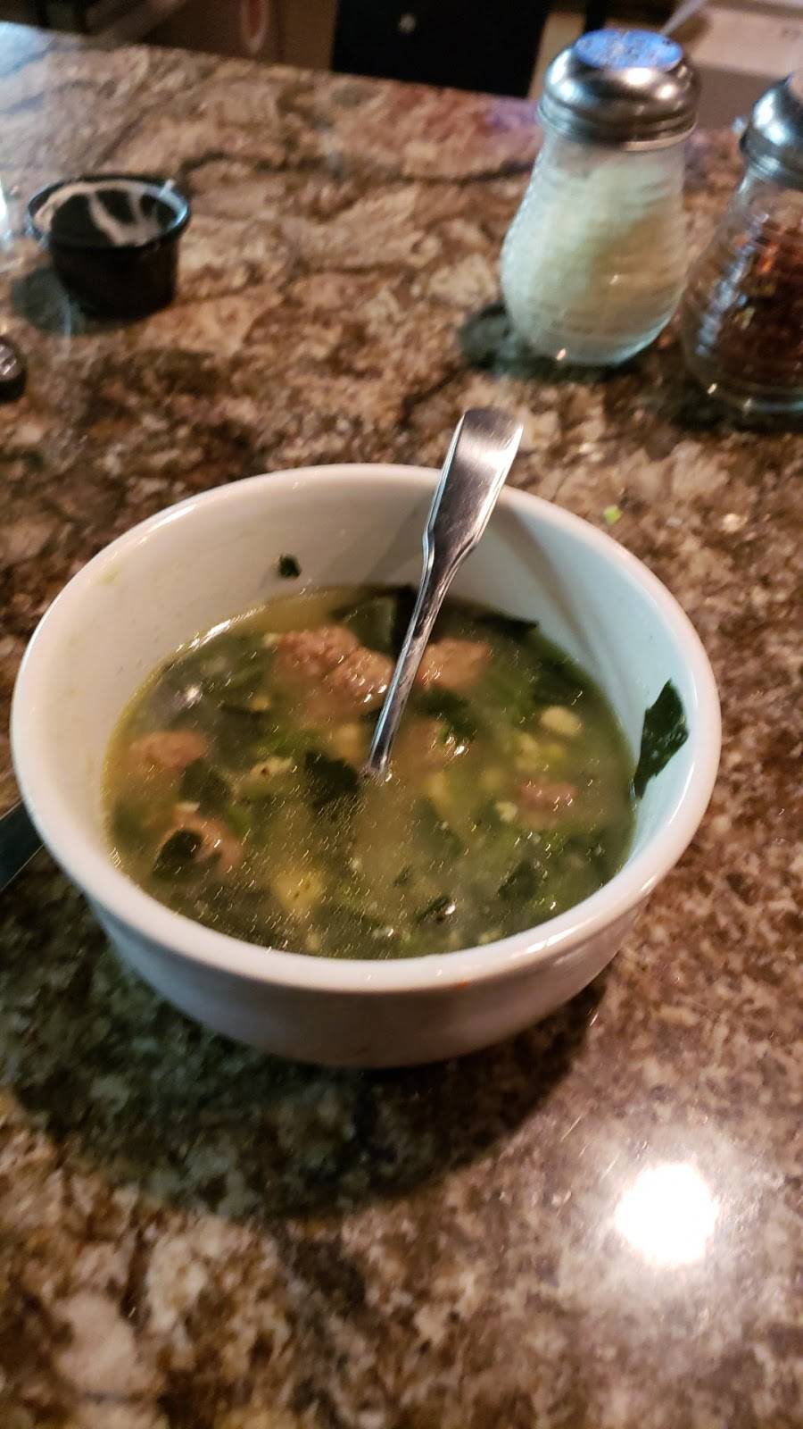 Dominics Santos | restaurant | 21467 Lorain Rd, Cleveland, OH 44126, USA | 4403337437 OR +1 440-333-7437