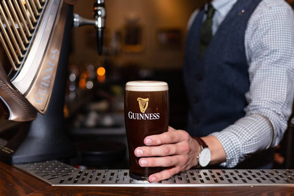 Strandhill Public | restaurant | 10288 Causeway Blvd, Tampa, FL 33619, USA | 8134427080 OR +1 813-442-7080