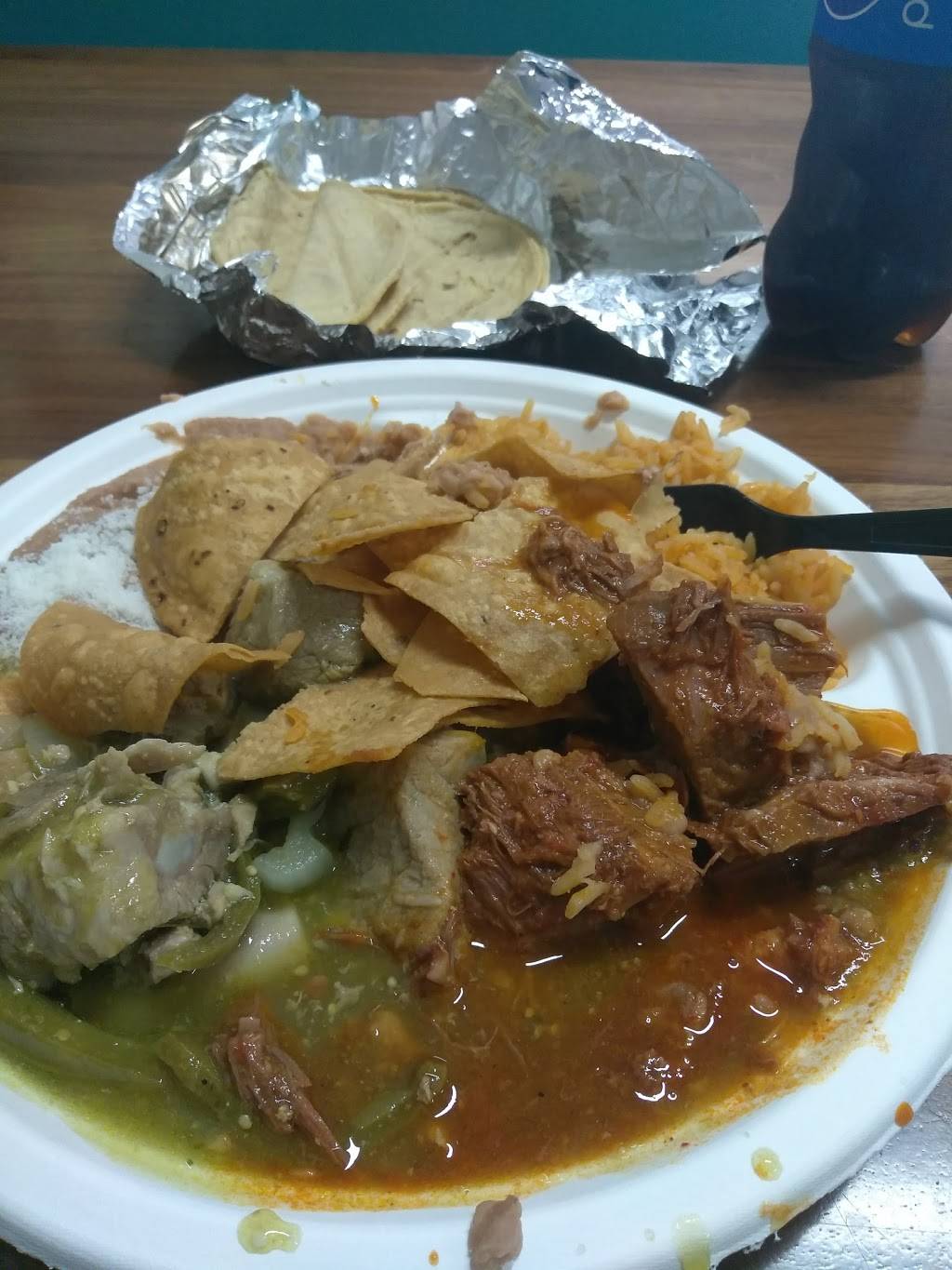 El Nopalito | restaurant | 582 Santa Fe Dr, Encinitas, CA 92024, USA | 7604369206 OR +1 760-436-9206