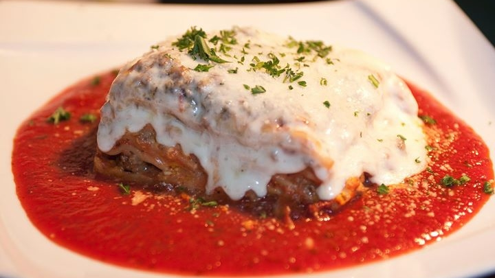 Nonnas Chicago Bistro | restaurant | 6603 Leetsdale Dr H & I, Denver, CO 80224, USA | 3033992000 OR +1 303-399-2000