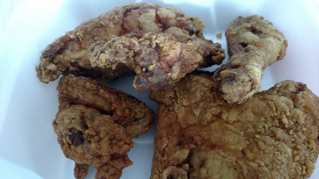 Mr. Chicken | restaurant | 26601 Plymouth Rd, Redford Charter Twp, MI 48239, USA | 3139379404 OR +1 313-937-9404