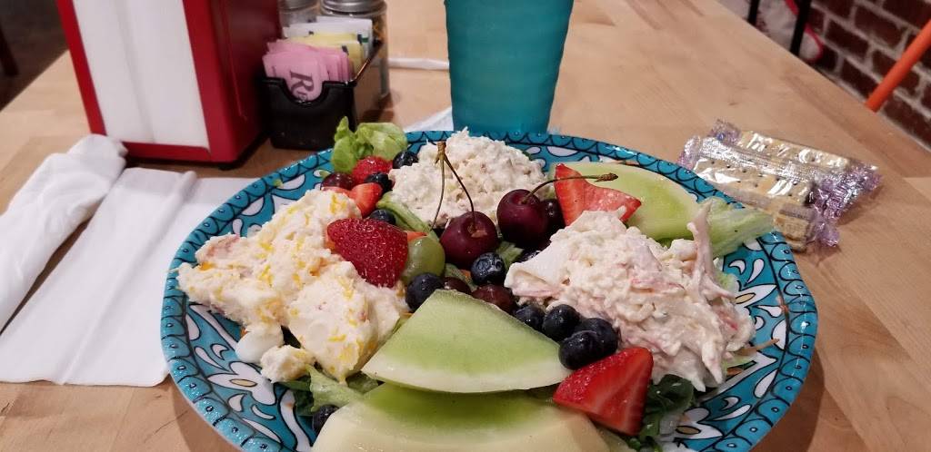 RKaynes Kitchen @ Koffee Beanz | restaurant | 300 N Brittain St, Shelbyville, TN 37160, USA | 9316842146 OR +1 931-684-2146