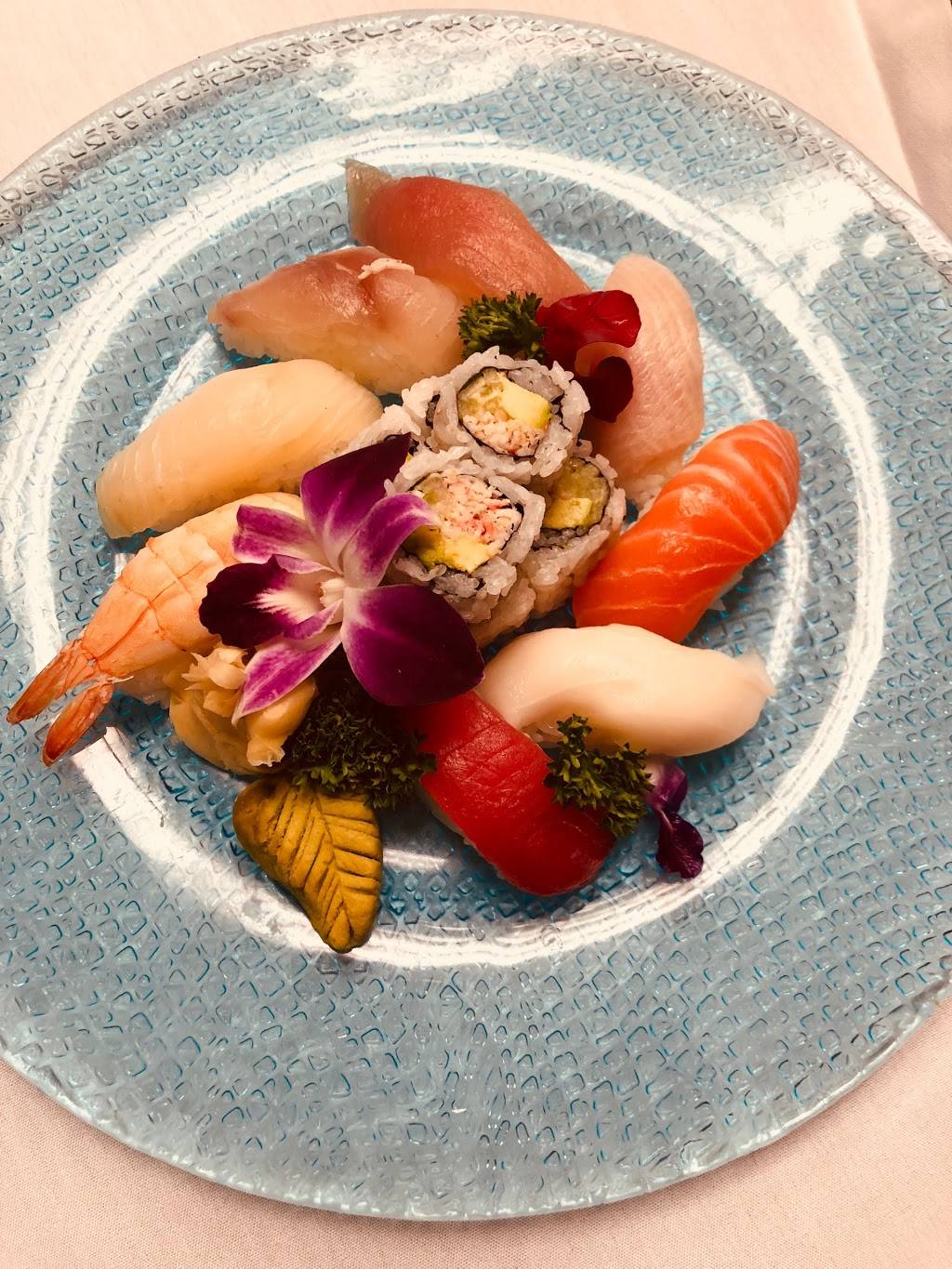 Koi Fine Asian Cuisine and Lounge | restaurant | 624 Davis St, Evanston, IL 60201, USA | 8478666969 OR +1 847-866-6969