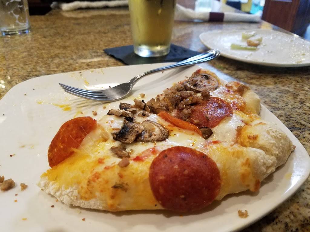 Filippis Pizza Grotto Kearny Mesa | night club | 5353 Kearny Villa Rd, San Diego, CA 92123, USA | 8582797240 OR +1 858-279-7240