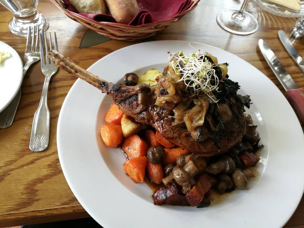 A Taste Of Freedom | restaurant | 24 Mill St W, Tottenham, ON L0G 1W0, Canada | 9059366532 OR +1 905-936-6532