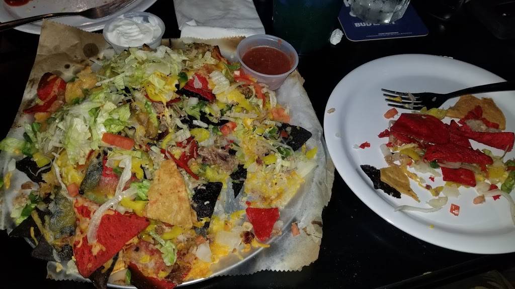 Brickyard Burgers & Brews | restaurant | 1802 Greene St, Adel, IA 50003, USA | 5159934200 OR +1 515-993-4200