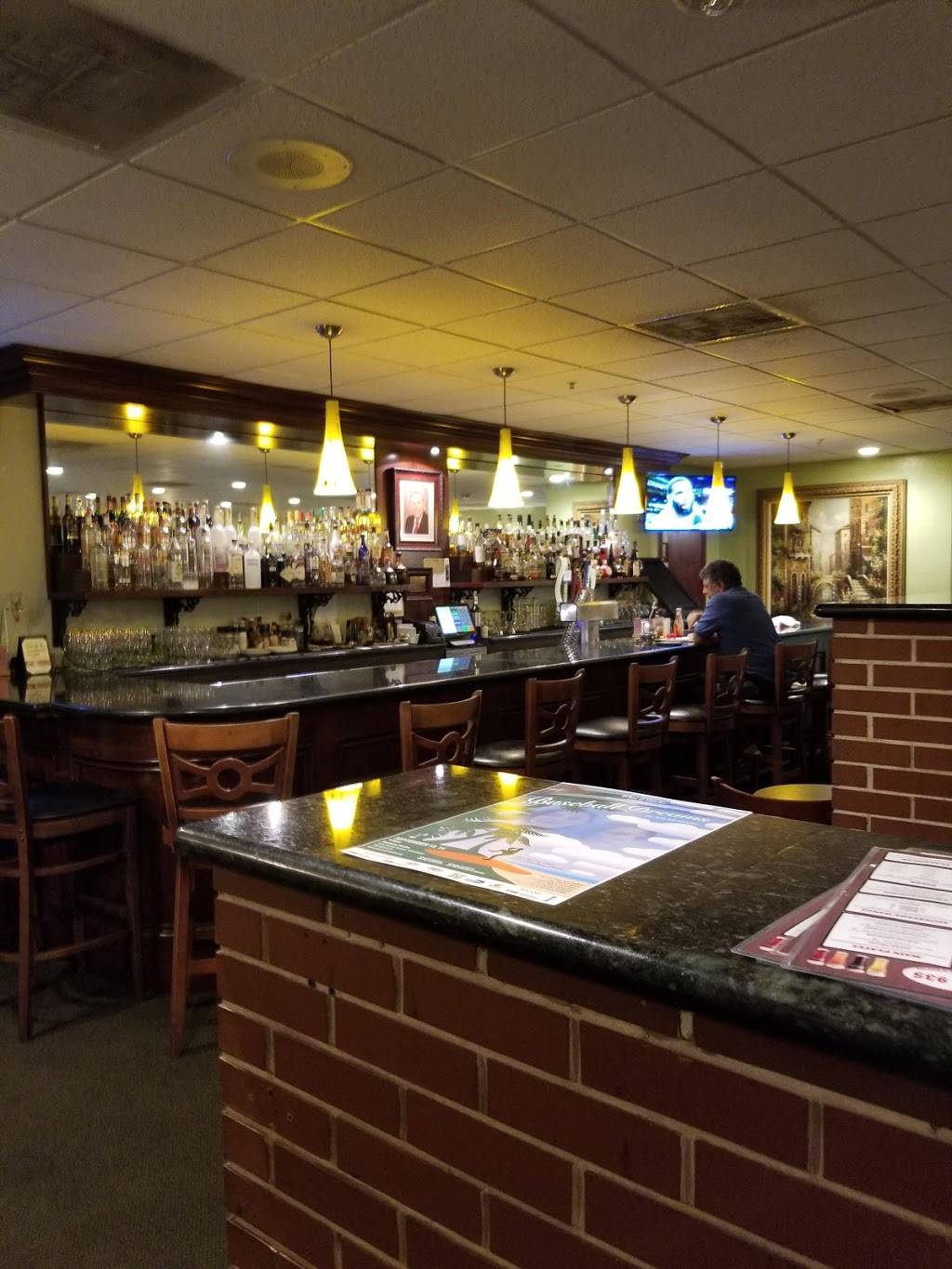 Capri Restaurant | restaurant | 935 N Krome Ave, Florida City, FL 33034, USA | 3052471542 OR +1 305-247-1542