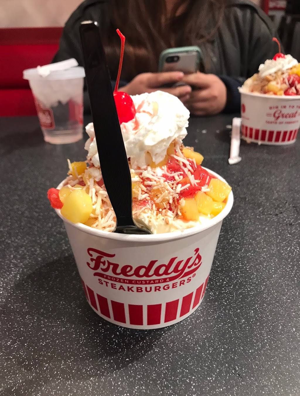 Freddys Frozen Custard & Steakburgers | restaurant | 4735 W 25th St, Greeley, CO 80634, USA | 9707022985 OR +1 970-702-2985
