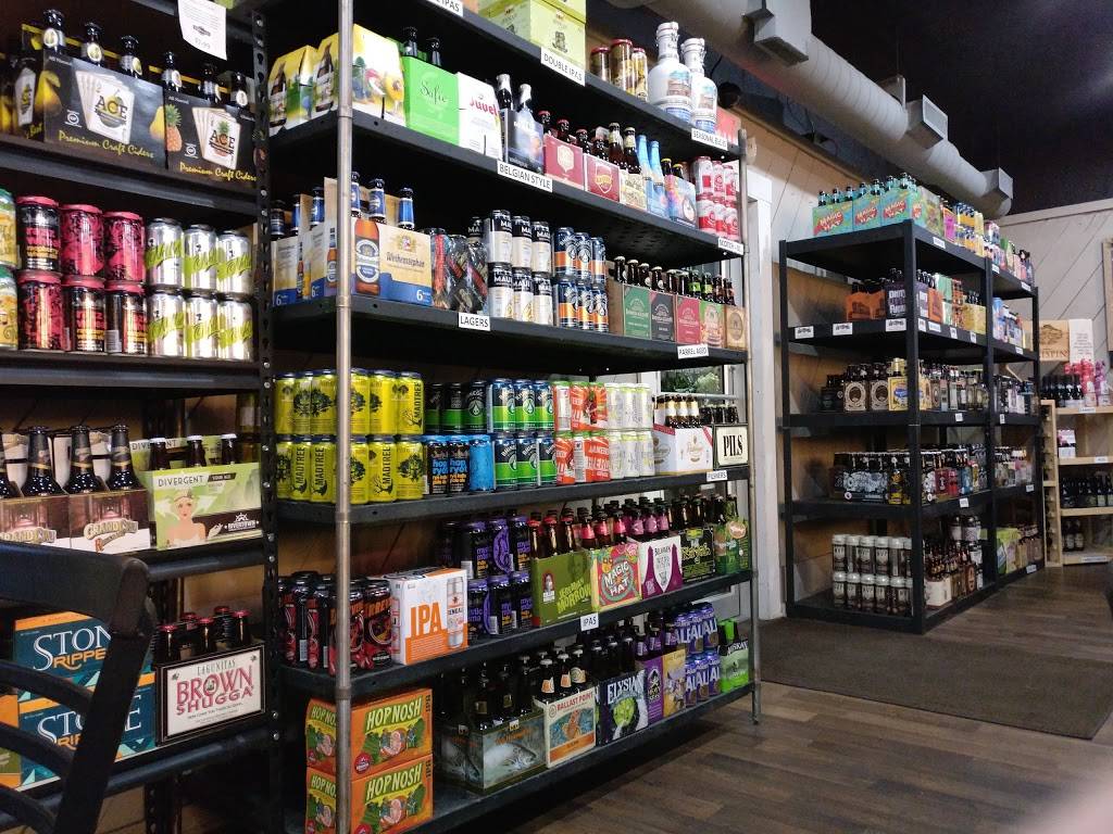 BIERmarkt | restaurant | 420 Three Rivers Pkwy, North Bend, OH 45052, USA | 5139412437 OR +1 513-941-2437