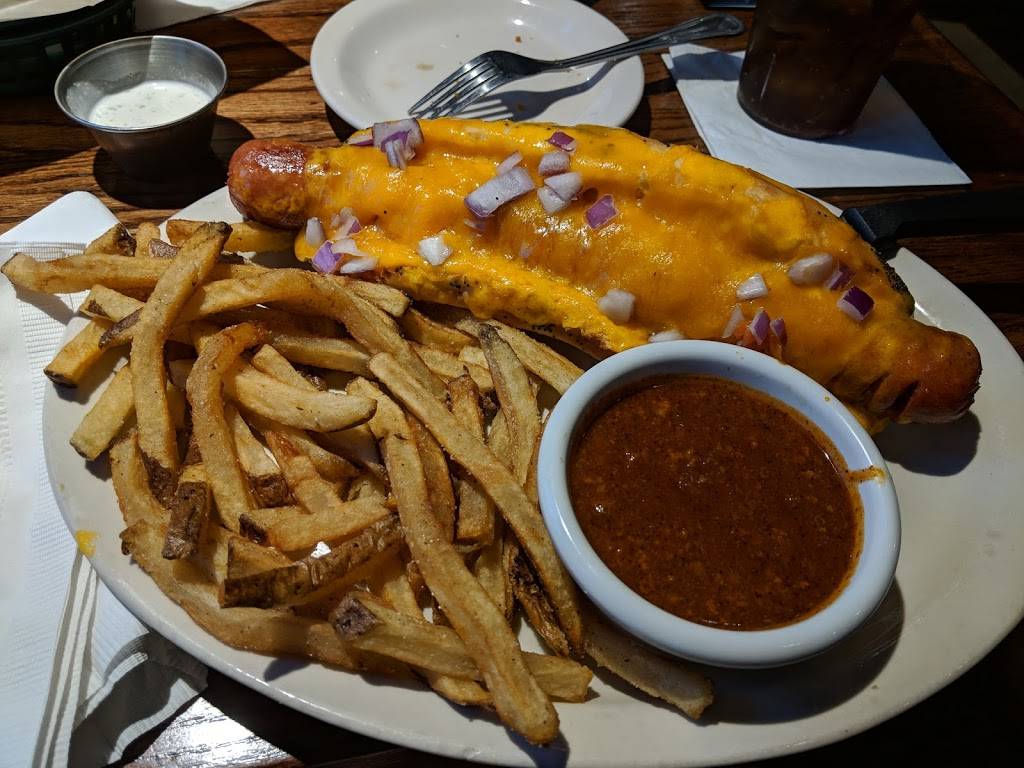 Snuffers Mesquite | restaurant | 3726 Towne Crossing Blvd, Mesquite, TX 75150, USA | 4692509130 OR +1 469-250-9130