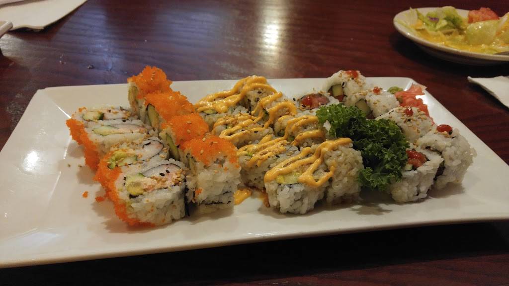 Oudom Thai and Sushi | restaurant | 217 N Woodland Blvd B, DeLand, FL 32720, USA | 3867400123 OR +1 386-740-0123