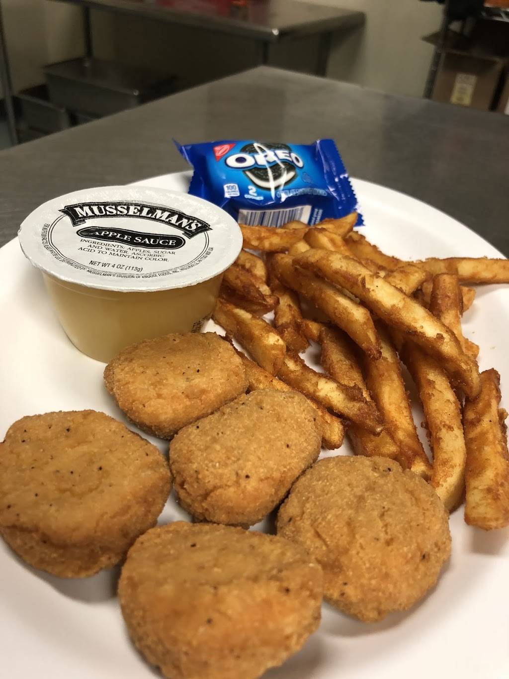 Clubhouse Pizza Florida | restaurant | 106 E High St, Florida, OH 43545, USA | 4197622008 OR +1 419-762-2008