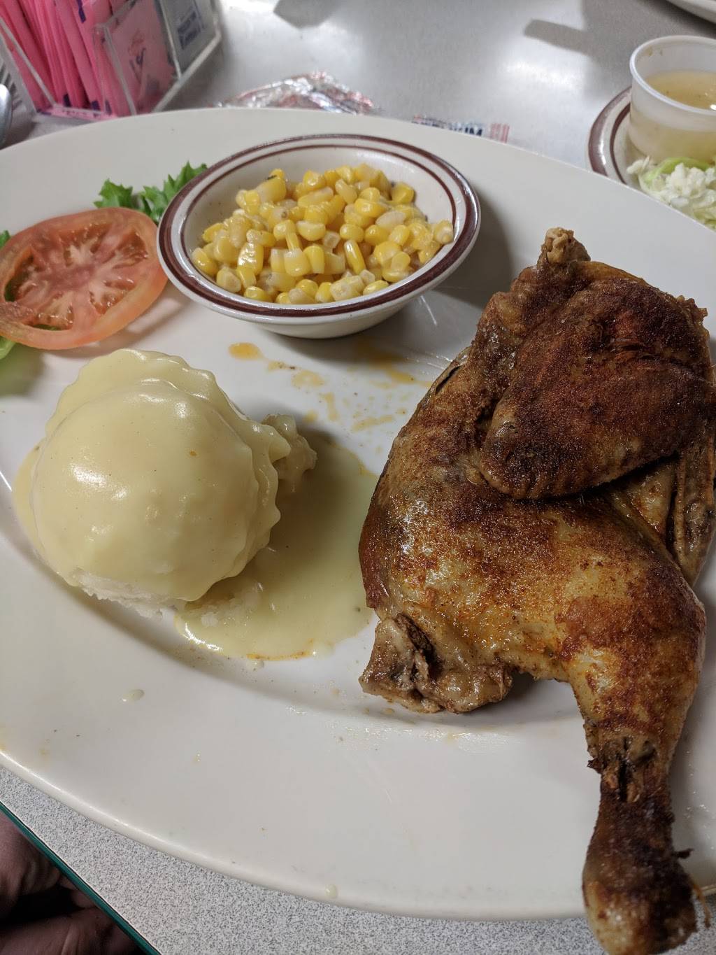 Sammys | restaurant | 625 River St, Painesville, OH 44077, USA | 4403571417 OR +1 440-357-1417