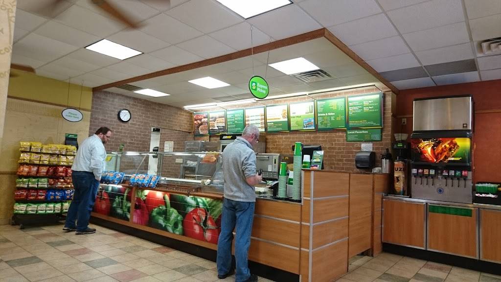 Subway | restaurant | 703 Liberty Ave, Pittsburgh, PA 15222, USA | 4124347827 OR +1 412-434-7827