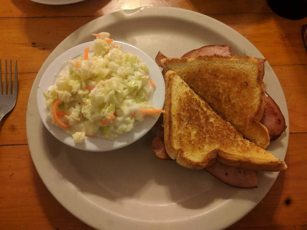 Good Ol Days | restaurant | 5 E Hanover St, New Baden, IL 62265, USA | 6185884582 OR +1 618-588-4582