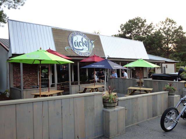 Luckys Burger Shack | restaurant | 7811 Broad River Rd, Irmo, SC 29063, USA | 8037490048 OR +1 803-749-0048