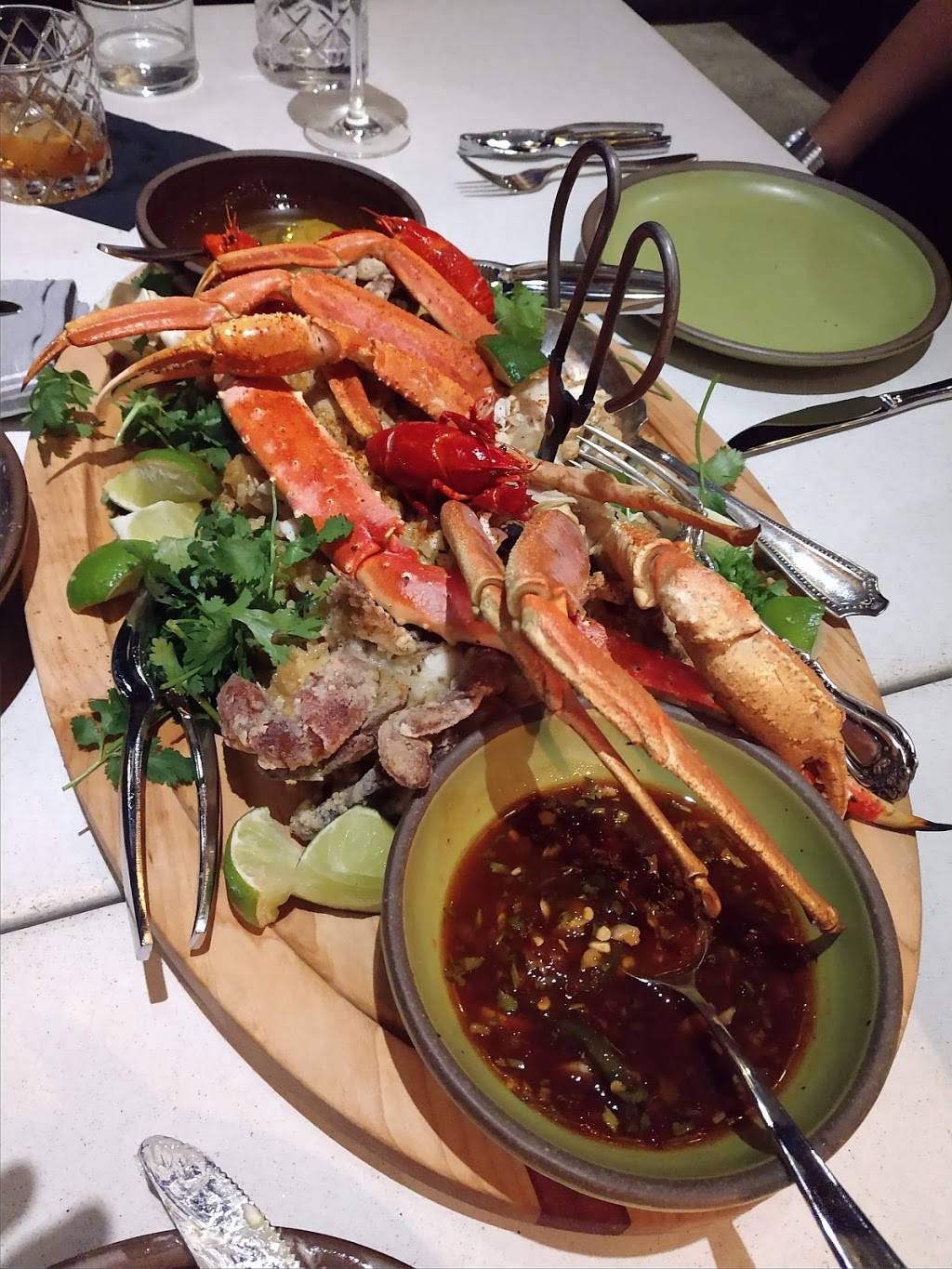 VĪdl winery at Cultura | restaurant | 147 Coxe Ave, Asheville, NC 28801, USA | 8284176970 OR +1 828-417-6970