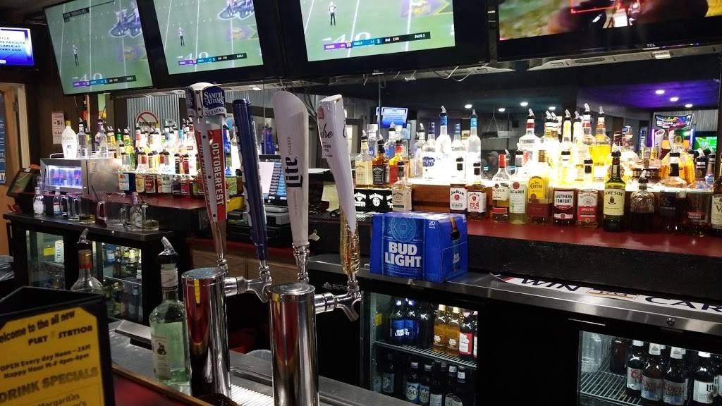 Play Station Inc | restaurant | 9618, 6154 Dixie Hwy, Bridgeport, MI 48722, USA | 9897776460 OR +1 989-777-6460