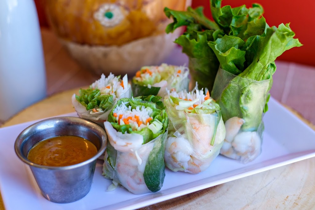 Kinn Thai cuisine | restaurant | 2638 S Timberline Rd Suite 120, Fort Collins, CO 80525, USA | 9706728551 OR +1 970-672-8551