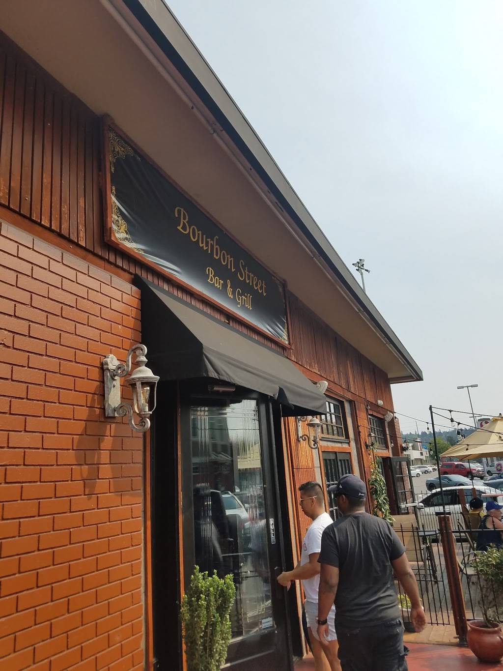 Bourbon Street Bar and Grill | restaurant | 401 S Meridian, Puyallup, WA 98371, USA | 2536044404 OR +1 253-604-4404