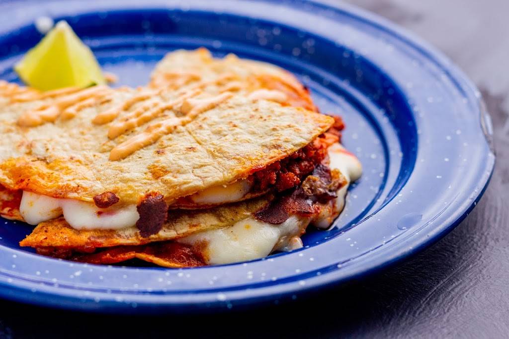 Tin & Taco Waterford Lakes | restaurant | 861 N Alafaya Trail, Orlando, FL 32828, USA | 4077308479 OR +1 407-730-8479