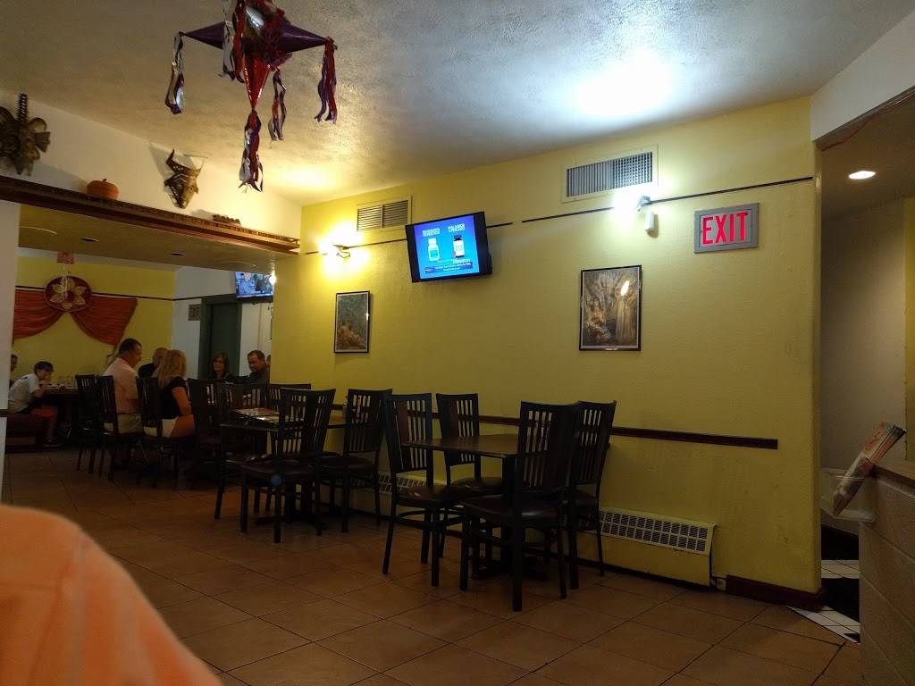 Casa Nayarit Mexican Grill | restaurant | 2930 South Park Rd, Bethel Park, PA 15102, USA | 4128331005 OR +1 412-833-1005