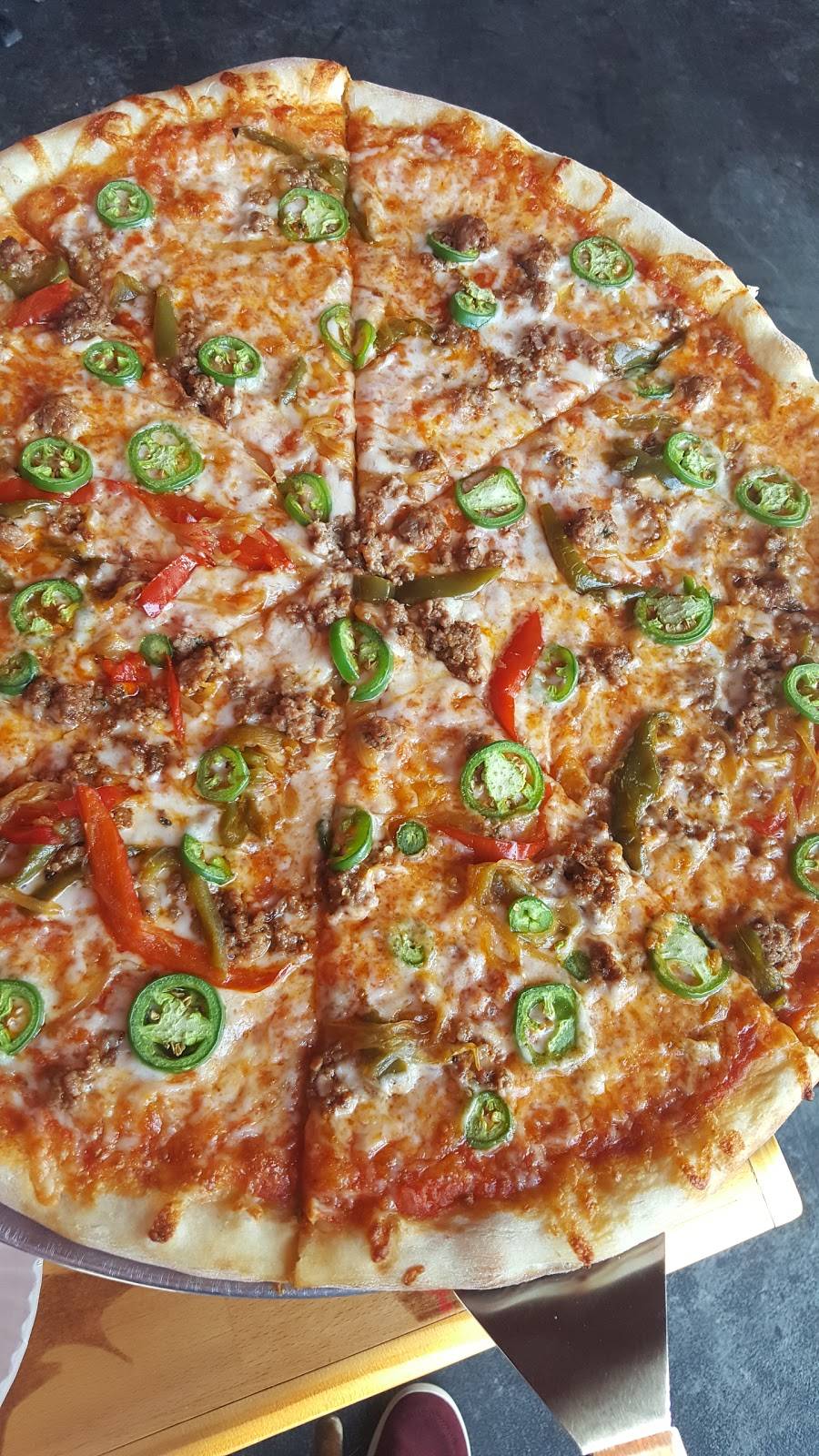 Gracies Pizza | restaurant | 4330 Melrose Ave, Los Angeles, CA 90029, USA | 3236631219 OR +1 323-663-1219