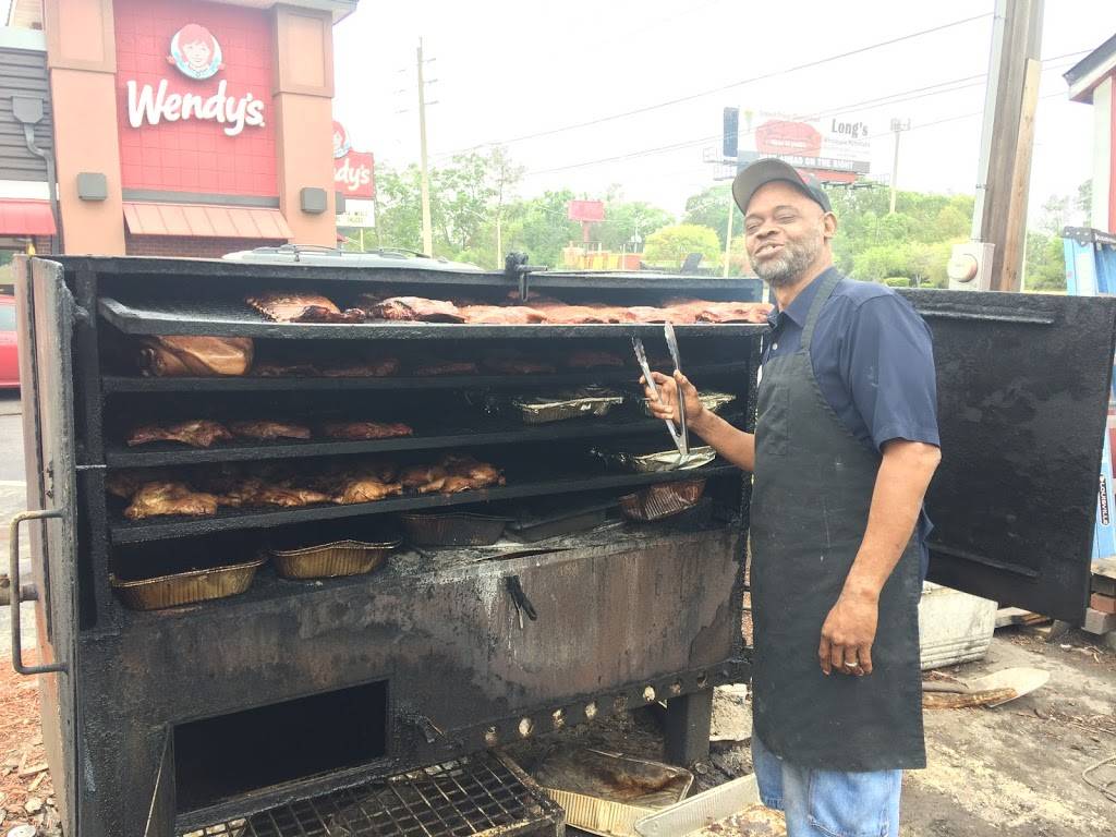 Mr. Eds Heavenly Barbecue | restaurant | 5426 Blanding Blvd, Jacksonville, FL 32210, USA | 9048749418 OR +1 904-874-9418