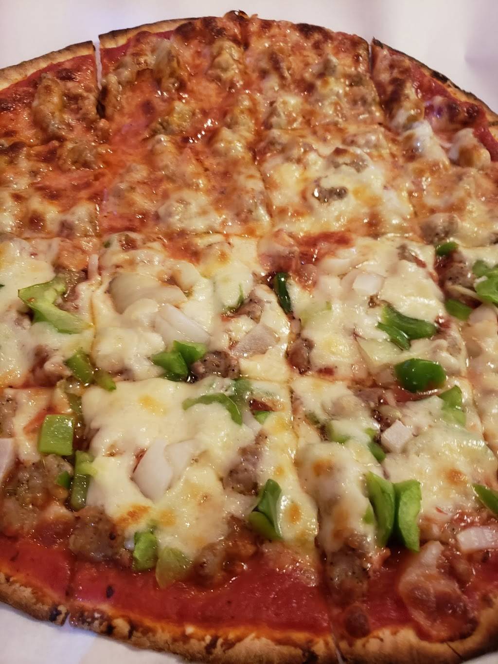 Maries Pizza & Liquors | restaurant | 4129 W Lawrence Ave, Chicago, IL 60630, USA | 7737251812 OR +1 773-725-1812