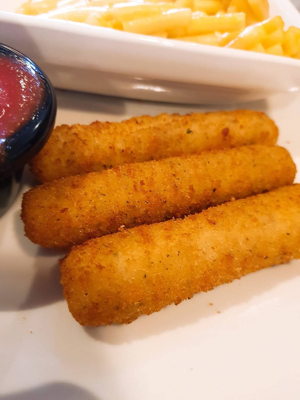 Applebees Grill + Bar | restaurant | 1710 Hempstead Turnpike, Elmont, NY 11003, USA | 5167751377 OR +1 516-775-1377