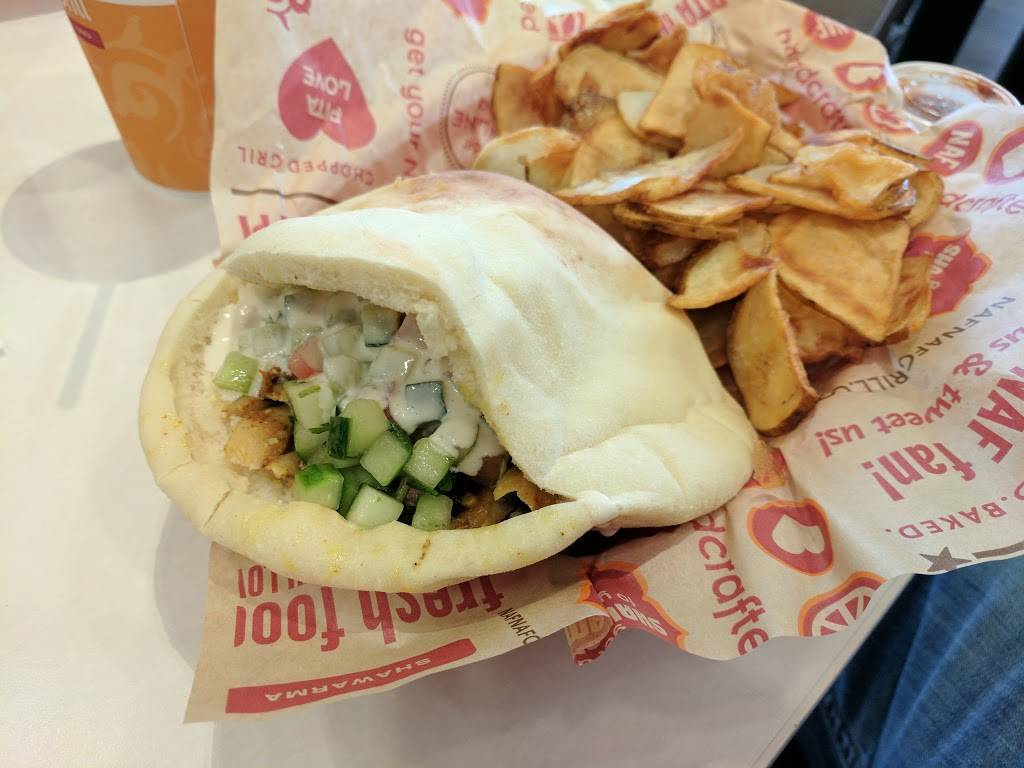 Naf Naf Grill | restaurant | 5716 W Touhy Ave, Niles, IL 60714, USA | 8475881500 OR +1 847-588-1500