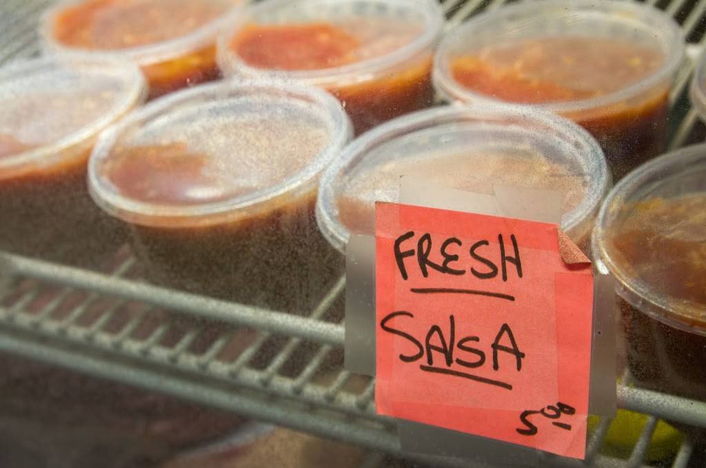 Post Road Market | meal takeaway | 217 Boston Post Rd, East Lyme, CT 06333, USA | 8607393800 OR +1 860-739-3800