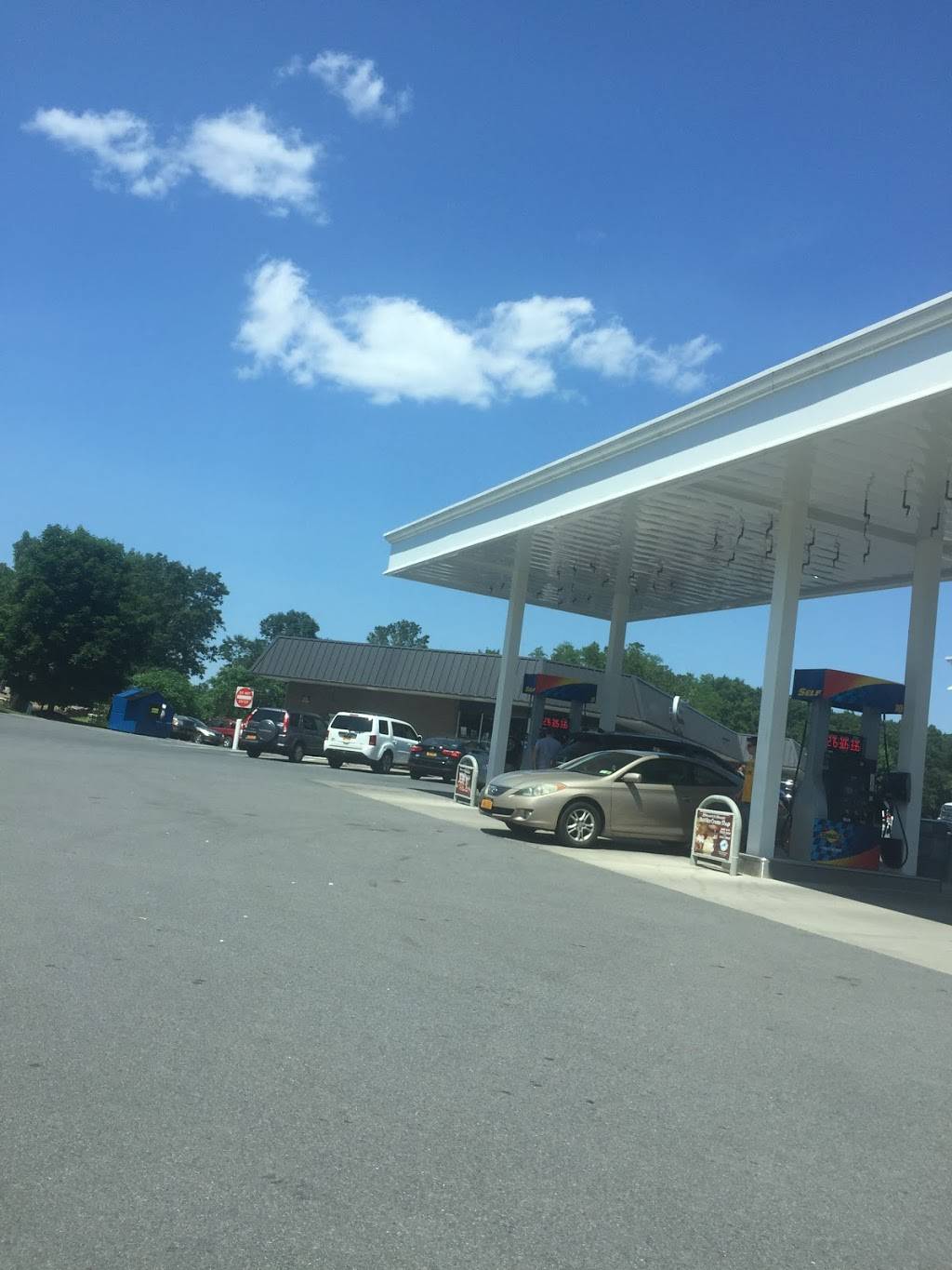 Stewarts Shops | cafe | 4208 NY-50, Saratoga Springs, NY 12866, USA | 5185801487 OR +1 518-580-1487